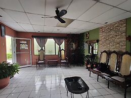 Hotel Latino