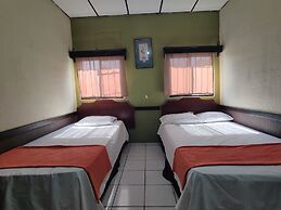 Hotel Latino