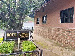 Hotel Latino