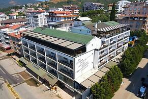 Altuncu Premium Termal Hotel