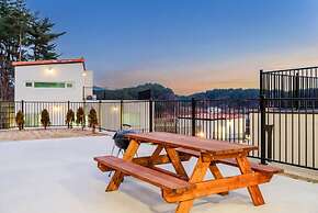 Gangneung Thenext Pension