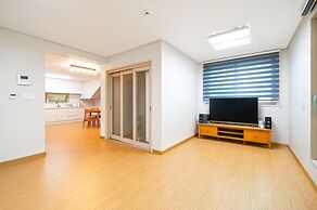 Gangneung Thenext Pension