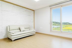 Gangneung Thenext Pension