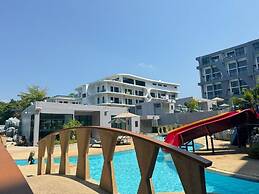 Utopia Loft Aparthotel by Sabai Sands