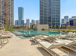 Peninsula One - 1312 Studio
