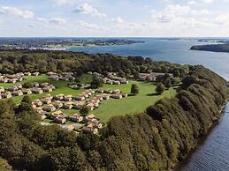 Holiday Home- Free Water Park Access
