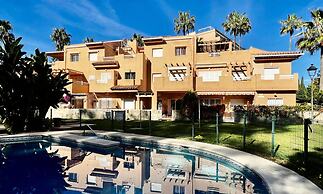 Apartment in Cabopino Near Sandy Beach