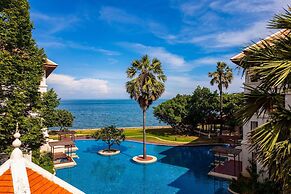4 Bed Beachfront Condo SP43