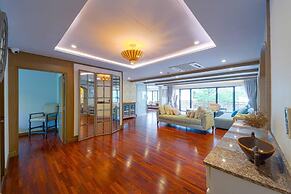 4 Bed Beachfront Condo SP43