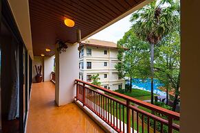 4 Bed Beachfront Condo SP43