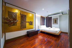 4 Bed Beachfront Condo SP43