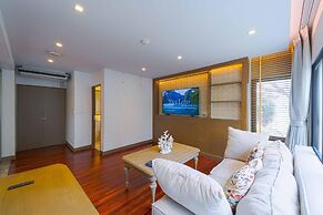 4 Bed Beachfront Condo SP43