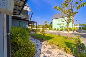 Beautiful new 7 Bedroom Villa Resort CT7