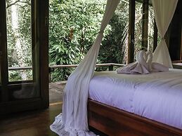 The Karu Cabin by AGATA