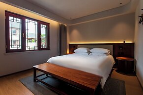 Wu Yi Creekside Homestay