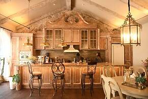 Wu Yi Creekside Homestay