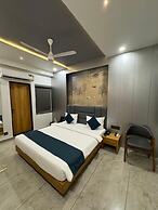 Hotel The Premier Dwarka