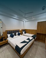 Hotel The Premier Dwarka