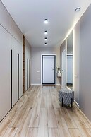 Bright apartment with balcony Minsk-Mir
