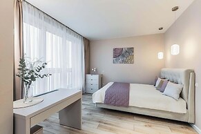 Bright apartment with balcony Minsk-Mir