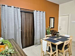 Crescent Stays Gachibowli
