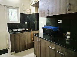 Crescent Stays Gachibowli