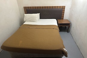 Hotel No.1 Lodge