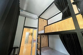 Lazy Lizard Hostel