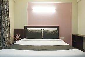 Executive Hotel Pearl Inn