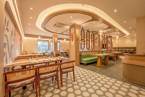 Treebo Premium Nagpur Automotive Square