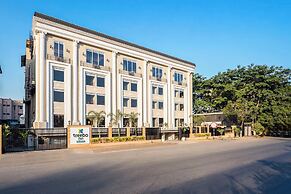 Treebo Premium Nagpur Automotive Square