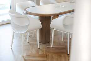 Stylish Acropolis View Apartment