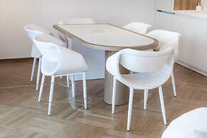 Stylish Acropolis View Apartment