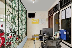 OYO 94908 Demang Kostel
