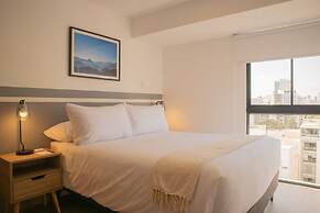 w Enchanting 1BR w Balcony in Barranco