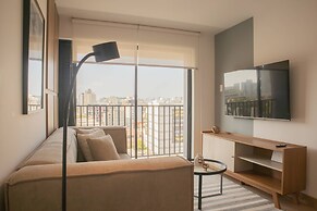 w Enchanting 1BR w Balcony in Barranco