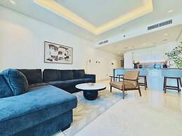 Venduras Chic 1BR Burj Views Sterling