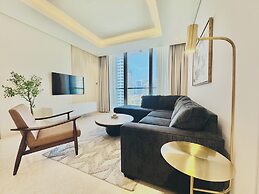 Venduras Chic 1BR Burj Views Sterling