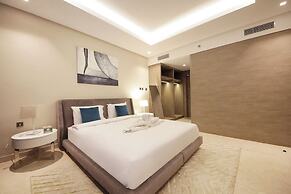 Luxury 1BR at Sterling East Burj Views