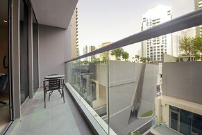 Luxury 1BR at Sterling East Burj Views