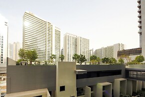 Luxury 1BR at Sterling East Burj Views
