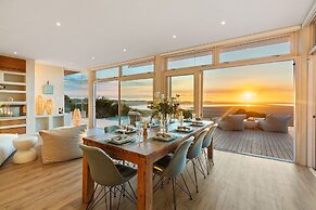 Mbizi Lagoon House
