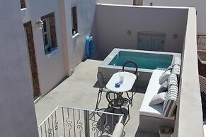 SV Mansion Oia