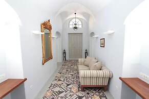 SV Mansion Oia