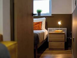 Oakwood Apartment