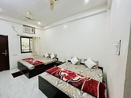 AVR MOTEL