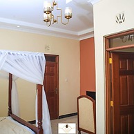 Hoyjiifka Holale Resort