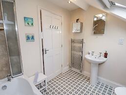 2 High Stakesby Cottages