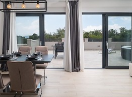 Apartment Infinity