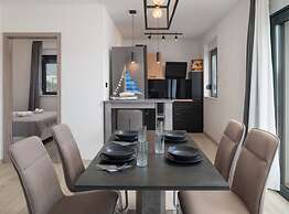 Apartment Infinity